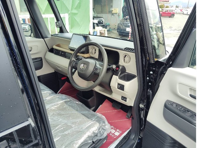 ホンダ N-BOX4枚目