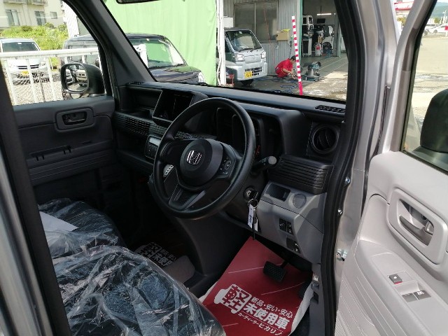 ホンダ N-VAN5枚目