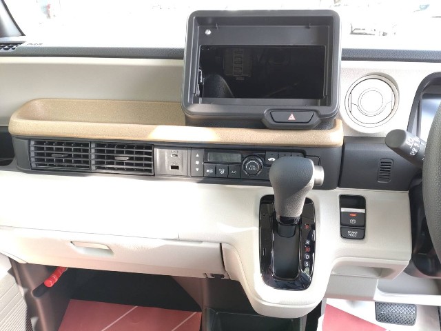 ホンダ N-BOX7枚目