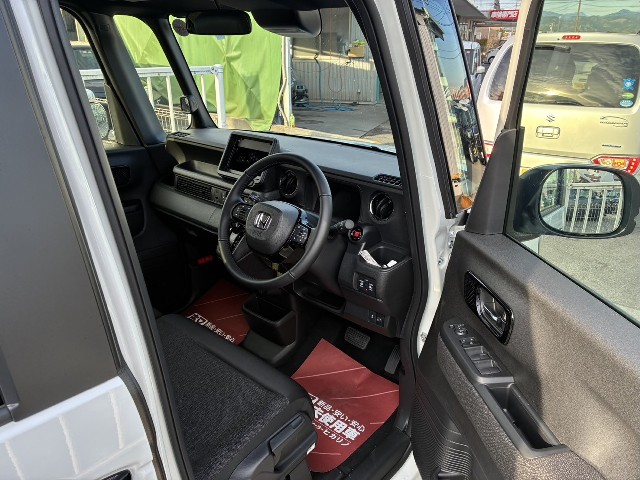 ホンダ N-BOXカスタム5枚目