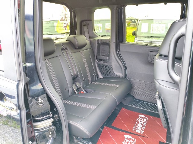 ホンダ N-BOXカスタム6枚目