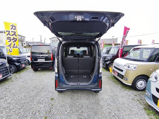 ホンダ N-BOXカスタム10枚目